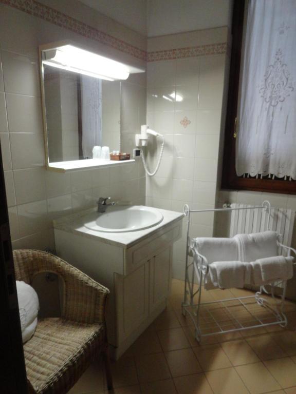 Albergo & Ristorante Selvatico Rivanazzano Terme Pokoj fotografie